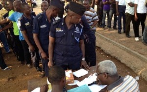 Article : Ghana : Présidentielle 2012 : L’Armée rejoint les civils  pour le vote ce 7 décembre