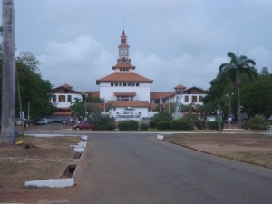 Article : Ghana : Course contre les langues étrangères à l’Université du Ghana